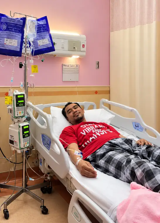 Haji Ahmad Sabirin di hospital ketika menjalani chemotherapy, 2018